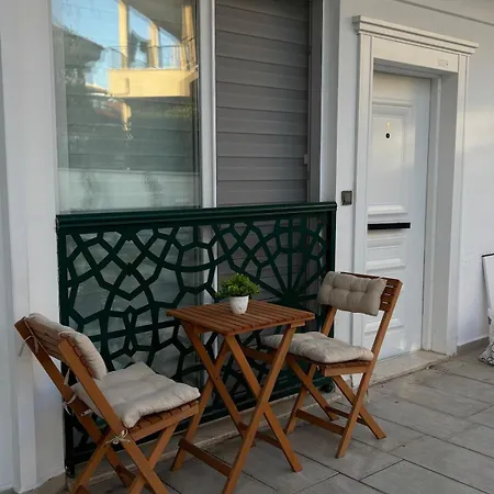 Bright Modern Flat - Pool & Garden Near Shops Appartement *