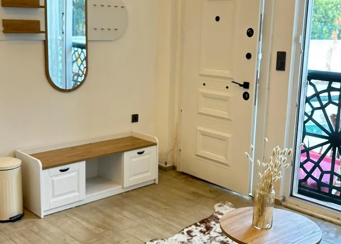 Bright Modern Flat - Pool & Garden Near Shops Апартаменты Фетхие